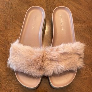 Donald J Pliner rabbit fur wedge slides size 10M